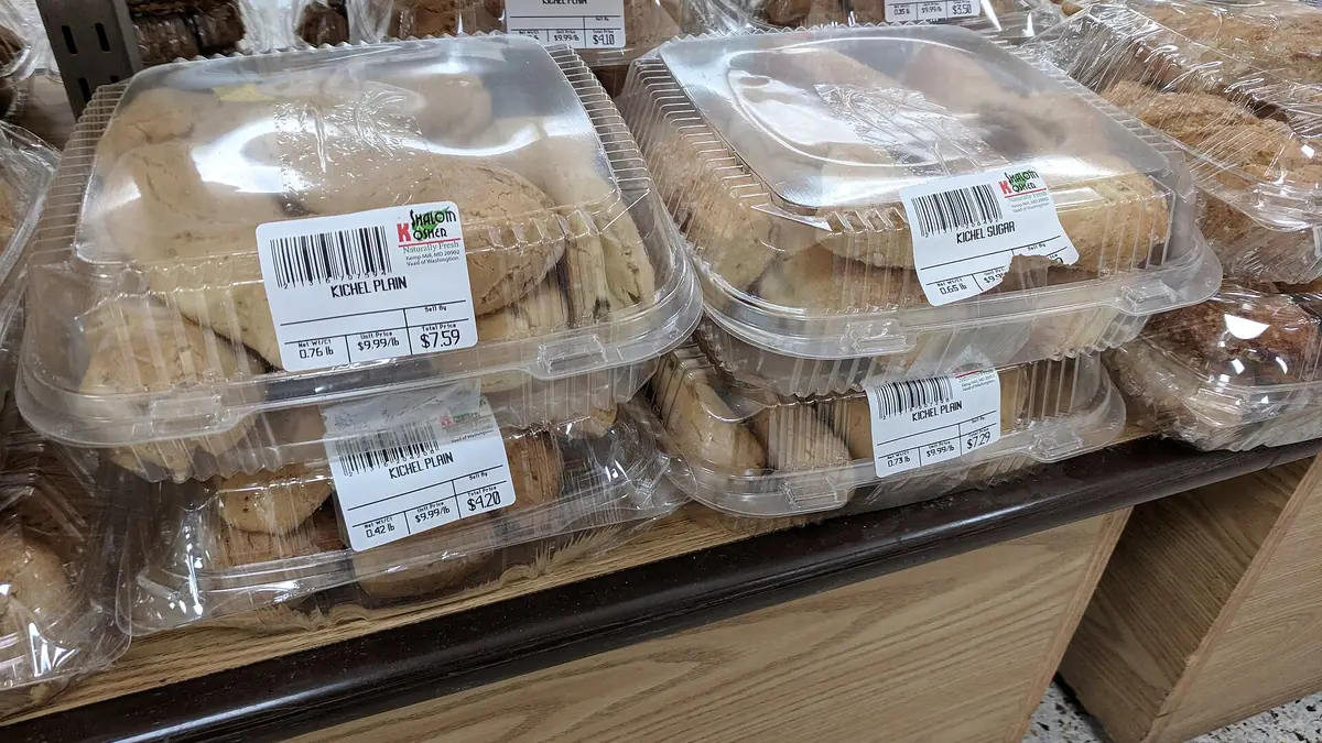 Greggs Bakers – bakery in Billericay town centre